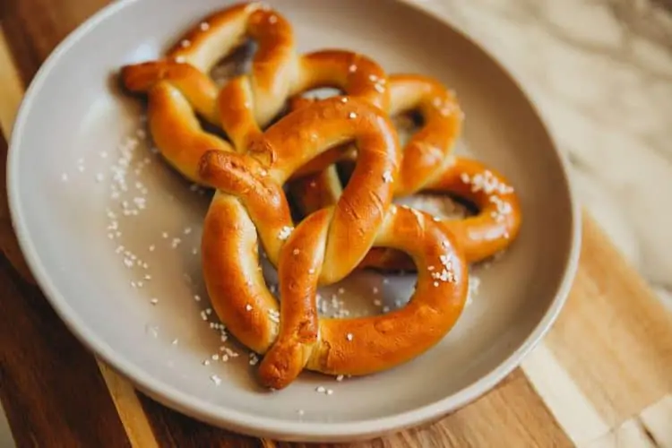 Air Fryer Frozen Pretzel • Air Fryer Recipes & Reviews